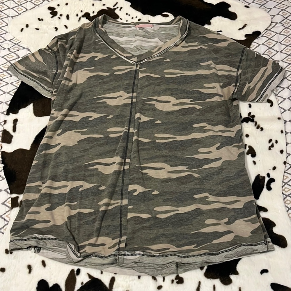 Camo Tee